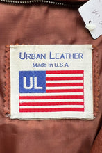 画像をギャラリービューアに読み込む, MADE IN USA 90'S ZIP UP LEATHER HALF COAT / BROWN [SIZE: L USED]

