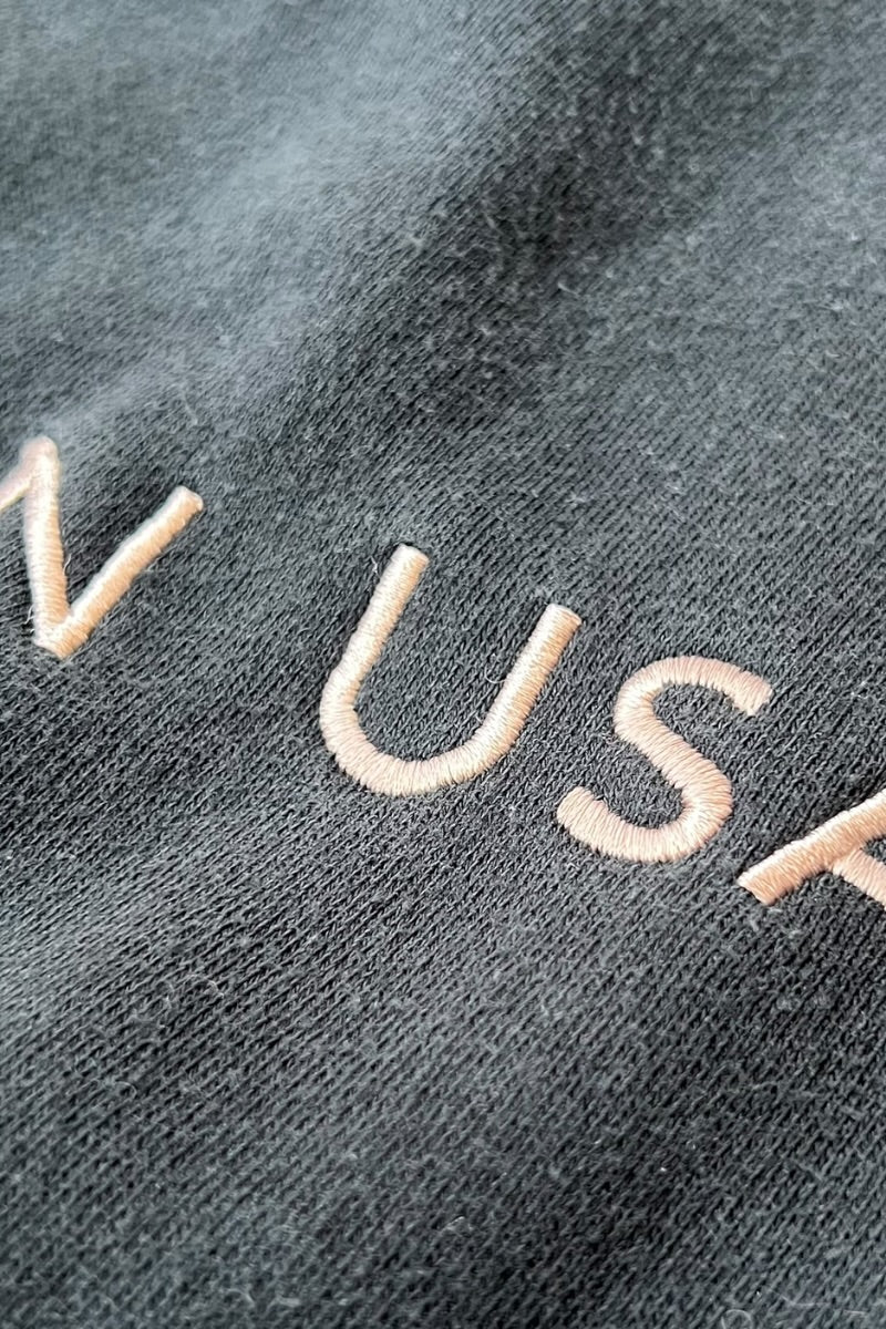 EMBROIDERY SWEATSHIRT / BLACK [SIZE: M USED]