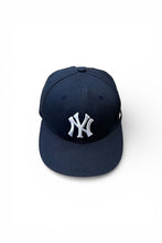 画像をギャラリービューアに読み込む, NYU 6 PANEL CAP / NAVY [SIZE: ONE SIZE USED]

