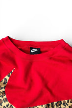 画像をギャラリービューアに読み込む, REOPARD SWASH LOGO SWEATSHIRT / RED [SIZE: 3XL USED]
