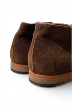 画像をギャラリービューアに読み込む, MADE IN ITALY SUEDE CHUKKA BOOTS / BROWN [SIZE: US10.0 (28cm相当) USED]
