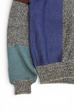 画像をギャラリービューアに読み込む, MADE IN ITALY 90'S V-NECK DESIGN WOOL KNIT SWEATER / MULTI [SIZE: L USED]
