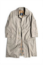 画像をギャラリービューアに読み込む, MADE IN ENGLAND 80-90'S BALMACAAN COAT W / NOVA CHECK LINER / BEIGE [SIZE: M USED]

