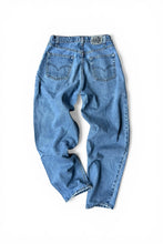 画像をギャラリービューアに読み込む, MADE IN USA 90'S SILVER TAB BAGGY DENIM PANTS / INDIGO [SIZE: 36 USED]
