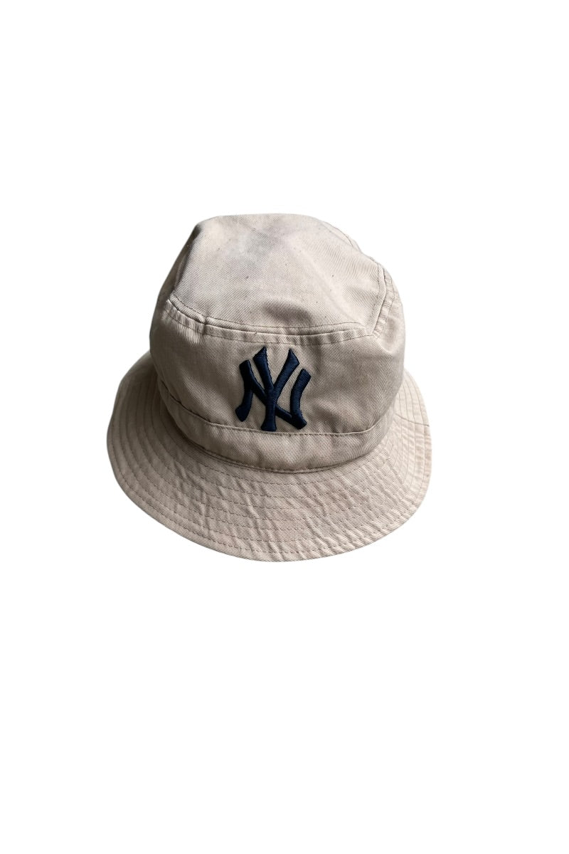 NEW YORK YANKEES HAT / BEIGE [SIZE: ONE SIZE USED]