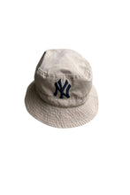画像をギャラリービューアに読み込む, NEW YORK YANKEES HAT / BEIGE [SIZE: ONE SIZE USED]
