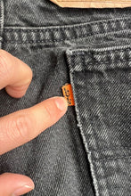 画像をギャラリービューアに読み込む, MADE IN USA 94'S ORANGE TAB 560 DENIM PANTS SULFUR BLACK / BLACK [SIZE: 34 USED]
