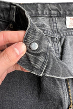 画像をギャラリービューアに読み込む, MADE IN USA 94'S ORANGE TAB 560 DENIM PANTS SULFUR BLACK / BLACK [SIZE: 34 USED]
