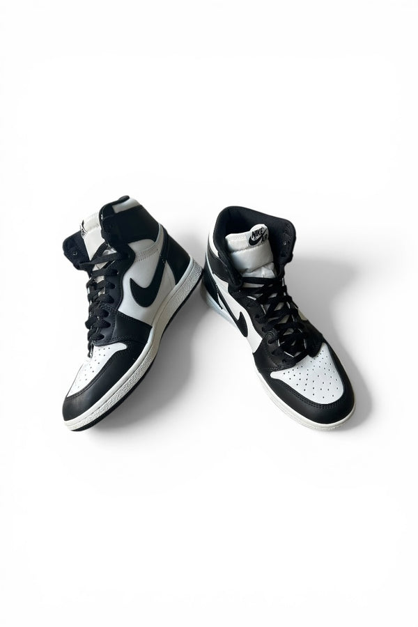 22'S AIR JORDAN 1 RETRO HIGH OG BLACK WHITE PANDA USA MODEL / BLACK [SIZE: US9 (Equivalent to 27cm) USED]