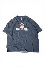 画像をギャラリービューアに読み込む, 90'S VANS PRINT MESSEGE T-SHIRT / BLACK [SIZE: XL USED]
