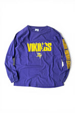 画像をギャラリービューアに読み込む, MADE IN USA 90'S NFL MINNESOTA VIKINGS L/S T-SHIRT / PURPLE [SIZE: M USED]
