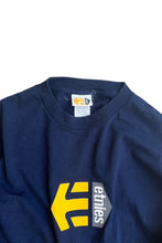 画像をギャラリービューアに読み込む, MADE IN USA 90'S SKATEBOARDING L/S T-SHIRT / NAVY  [SIZE: M USED]
