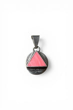 画像をギャラリービューアに読み込む, MADE IN MEXICO 925 SILVER PENDANT TOP W/PINK CORAL / SILVER [SIZE: ONE SIZE USED]

