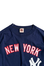 画像をギャラリービューアに読み込む, MADE IN USA 80'S NY YANKEES T-SHIRT / NAVY [SIZE: M USED]
