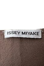 画像をギャラリービューアに読み込む, MADE IN JAPAN 90'S WOOL KNIT NOSLEEVE TOP / BROWN [SIZE: M USED]
