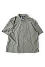 画像をギャラリービューアに読み込む, 90'S-Y2K EARLY 00'S S/S NYLON  SHIRT / KHAKI [SIZE: XL USED]

