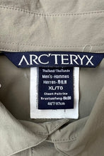 画像をギャラリービューアに読み込む, 90'S-Y2K EARLY 00'S S/S NYLON  SHIRT / KHAKI [SIZE: XL USED]
