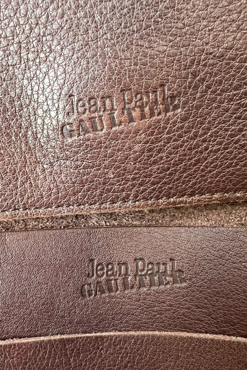SMALL LEATHER SHOULDER BAG / BROWN [사이즈: ONE SIZE USED]