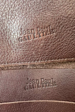 画像をギャラリービューアに読み込む, SMALL LEATHER SHOULDER BAG / BROWN [SIZE: ONE SIZE USED]
