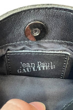 画像をギャラリービューアに読み込む, SMALL LEATHER SHOULDER BAG / BLACK [SIZE: ONE SIZE USED]
