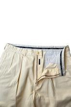画像をギャラリービューアに読み込む, MADE IN USA 90'S TUCK CHINO SHORTS / YELLOW [SIZE: 36 USED]
