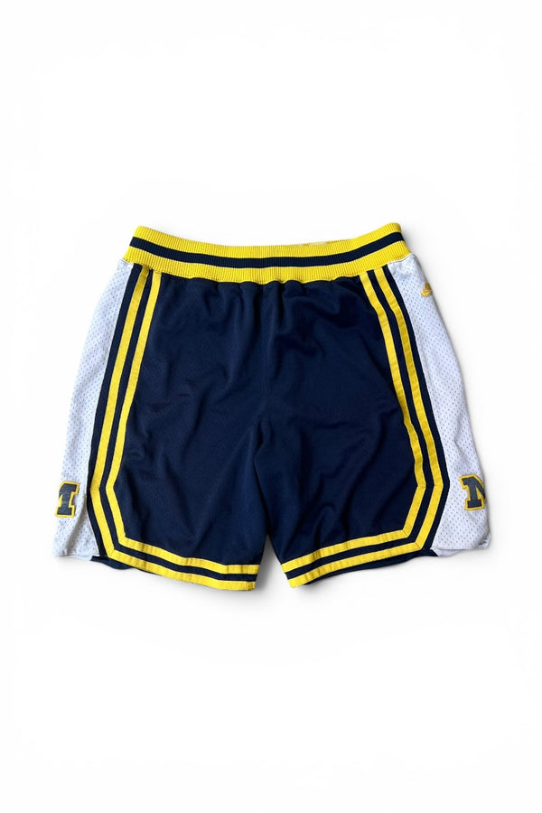 Y2K EARLY 00S MICHIGAN 반바지 / NAVY [사이즈: M USED]