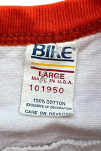 画像をギャラリービューアに読み込む, MADE IN USA 90'S V-NECK FOOTBALL T-SHIRT / WHITE [SIZE: L USED]
