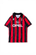 画像をギャラリービューアに読み込む, 94'S-98'S AC MILAN FOOTBALL SHIRT / STRIPE [SIZE: M USED]

