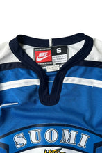 画像をギャラリービューアに読み込む, MADE IN CANADA 02'S FINLAND OLYMPIC HOCKEY GAME SHIRT / BLUE [SIZE: S USED]
