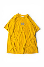 画像をギャラリービューアに読み込む, MADE IN USA 90'S-Y2K EARLY 00'S LOGO T-SHIRT / YELLOW [SIZE: L USED]

