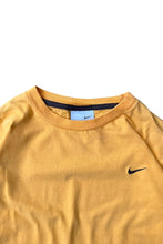 画像をギャラリービューアに読み込む, Y2K EARLY 00'S ONE POINT LOGO T-SHIRT / YELLOW [SIZE: M USED]
