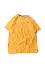 画像をギャラリービューアに読み込む, Y2K EARLY 00'S ONE POINT LOGO T-SHIRT / YELLOW [SIZE: M USED]
