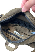 画像をギャラリービューアに読み込む, NYLON WAIST POUCH / KHAKI [SIZE: ONE SIZE USED]
