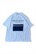 画像をギャラリービューアに読み込む, MADE IN USA 90'S BEACH ESSENTIALS PACKABLE T-SHIRT / WHITE BLUE [SIZE: L USED]

