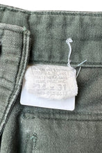 画像をギャラリービューアに読み込む, MADE IN USA 69'S OG107 BAKER PANTS / KHAKI [SIZE: 34 USED]
