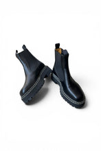 画像をギャラリービューアに読み込む, MADE IN ITALY LEATHER BOOTS / BLACK [SIZE: 39 (25cm相当) USED]
