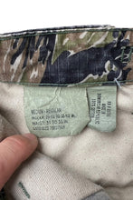 画像をギャラリービューアに読み込む, 98'S TIGER STRIPE CAMO BDU PANTS / CAMO [SIZE: M USED]
