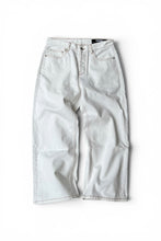 画像をギャラリービューアに読み込む, MADE IN PORUTUGAL LE PAYSAN DENIM PANTS / WHITE [SIZE: 31 USED]
