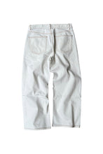 画像をギャラリービューアに読み込む, MADE IN PORUTUGAL LE PAYSAN DENIM PANTS / WHITE [SIZE: 31 USED]
