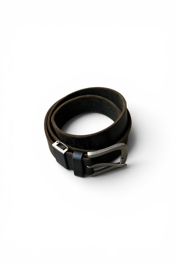 LEATHER BELT / BLACK [SIZE: ONE SIZE USED]