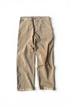 画像をギャラリービューアに読み込む, MADE IN PORUTUGAL NYLON PAINTER PANTS / BEIGE [SIZE: M USED]
