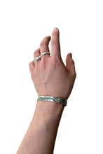 画像をギャラリービューアに読み込む, SILVER BANGLE CHIP INLAY W/TURQUOIS / SILVER [SIZE: ONE SIZE USED]
