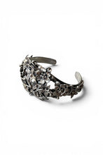 画像をギャラリービューアに読み込む, STERLING SILVER FLOWER BANGLE / SILVER [SIZE: ONE SIZE USED]
