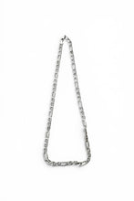 Load image into Gallery viewer, MADE IN ITALY 925 SILVER FIGARO CHAIN NECKLACE / SILVER [SIZE: ONE SIZE USED]

