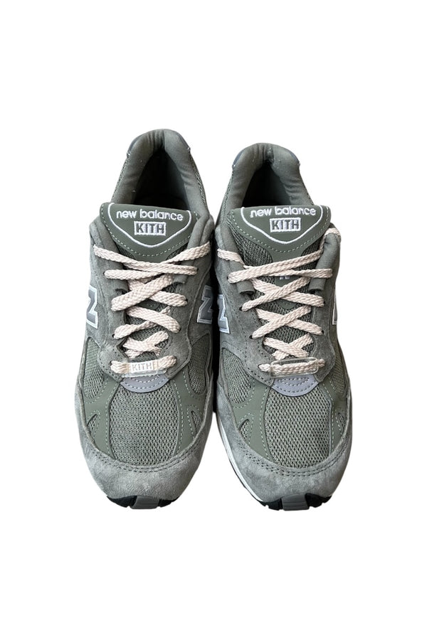 MADE IN ENGLAND 991V1 VETIVER SUEDE LEATHER SNEAKERS W991KI1 / KHAKI [SIZE: US8 (25cm相当) USED]