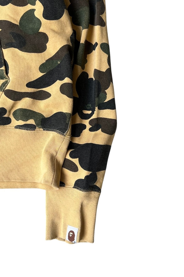 08-11'S NIGO ERA WORLD GONE MAD APE CAMO HOODIE / CAMO [SIZE: M USED]