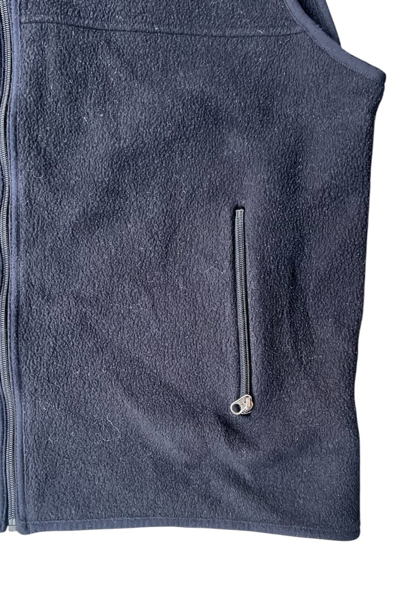 MADE IN CANADA 09'S SYNCHILLA FLEECE VEST / BLACK [SIZE: XL USED]