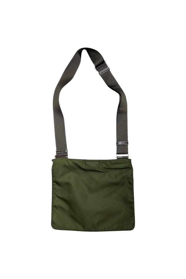 NYLON SHOULDER BAG / KHAKI [SIZE: ONE SIZE USED]