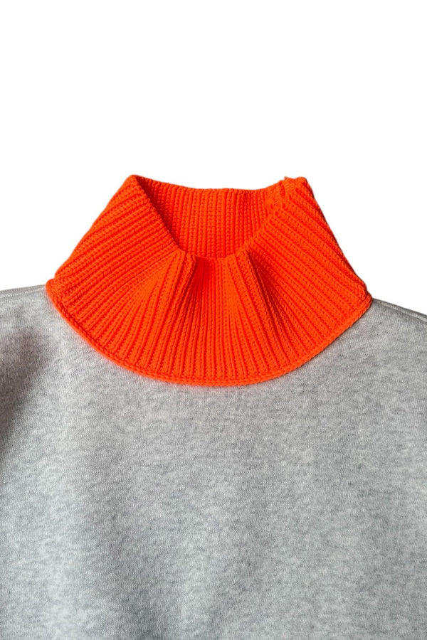 TURTLE NECK SWEATSHIRT / GREY [SIZE: S USED]