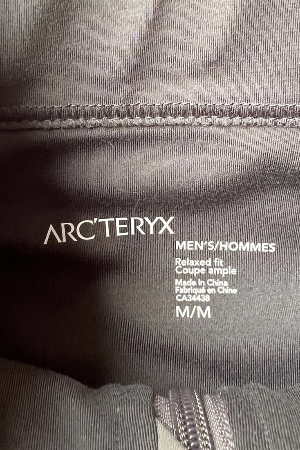 COVERT CARDIGAN / GRAY [SIZE: M USED]